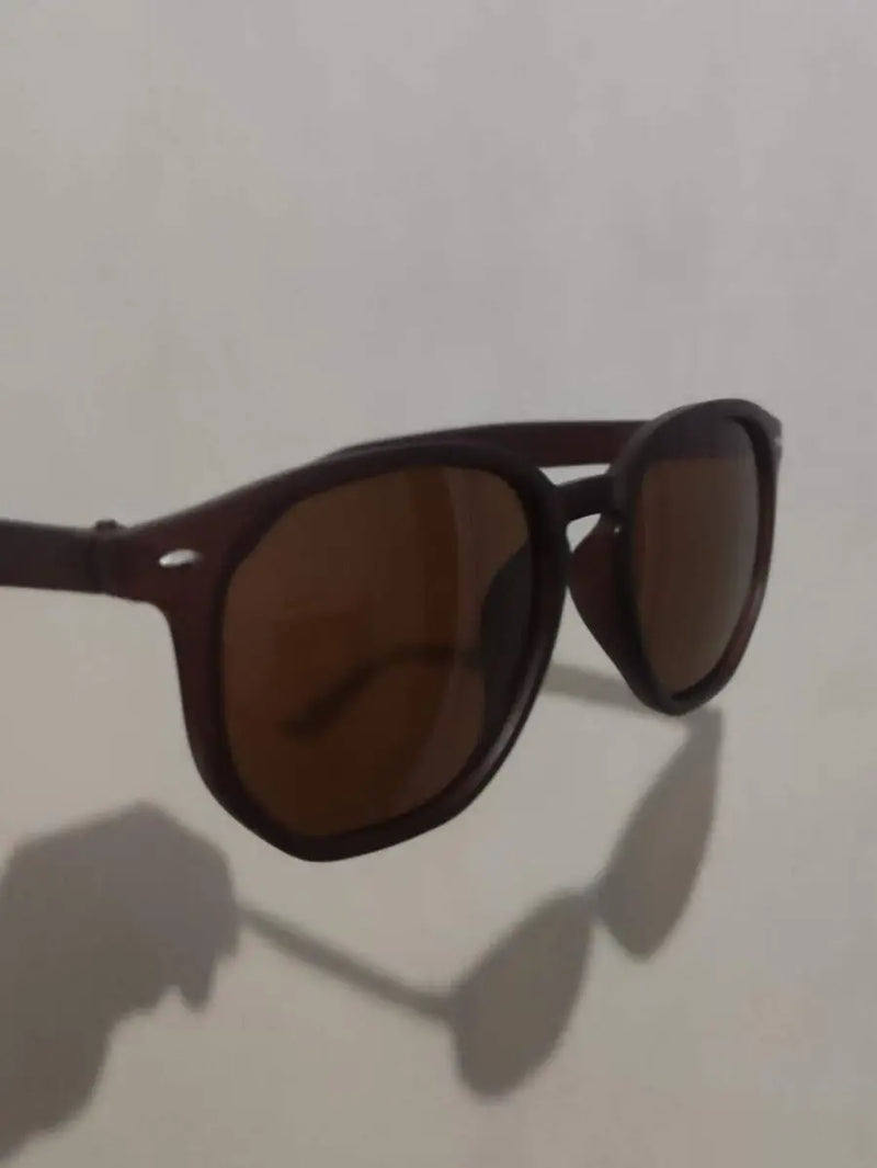 Óculos de sol quadrados masculinos em acetato elegante e protetor UV. Tendência moderna e estilo sofisticado - transporte rápido